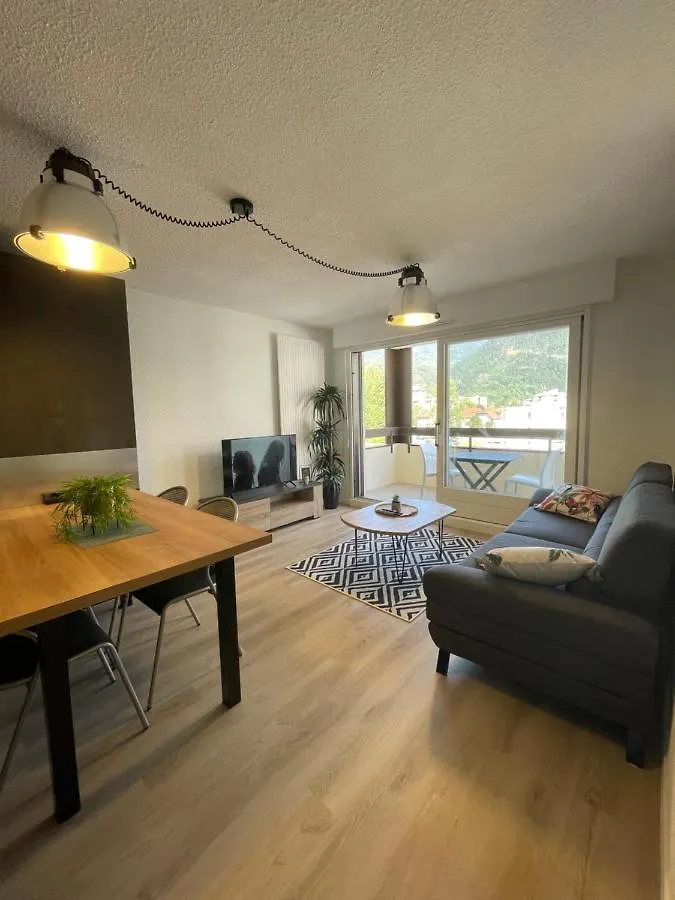 Joli T3 Entre Geneve Et Chamonix Apartment Cluses