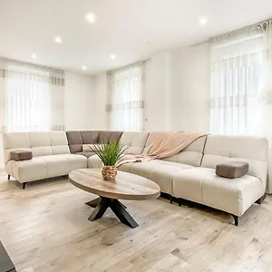  Hébergement de vacances Homey Sakine- Proche Centre- Netflix- Wifi